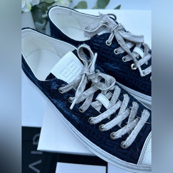 Men’s Givenchy four G navy distressed city sneakers size 43, made in Italy - Picture 11 of 11